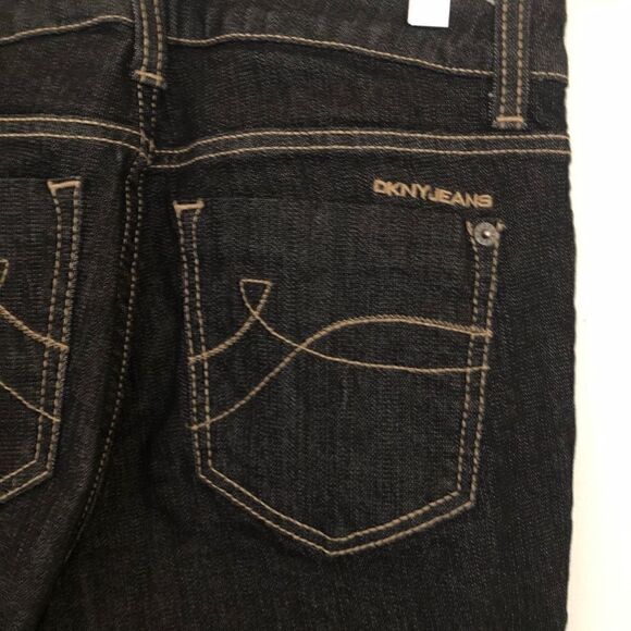 NWOT DKNY Size 2 Awesome Long Soho Black Jeans!! - Picture 12 of 12